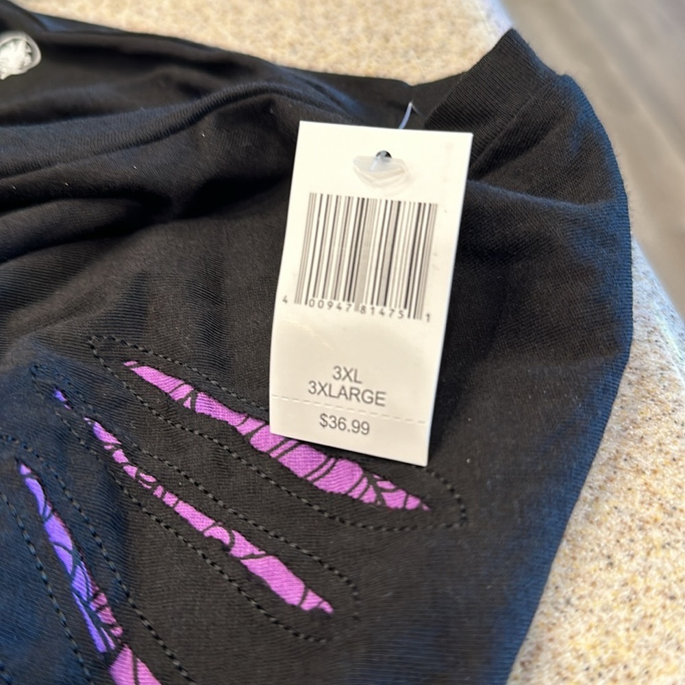 NWT Disney Parks tonight we fly Sanderson sisters black purple top 3XL - Picture 8 of 8